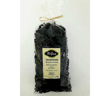 Tagliatelle with cuttlefish ink